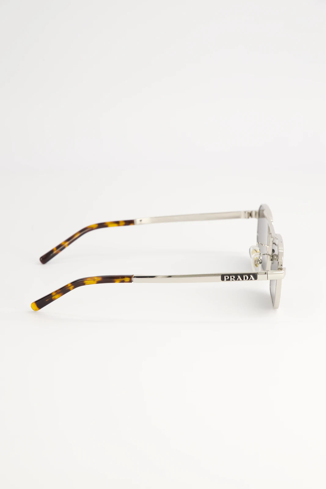 Lentes de Sol Prada Metal Silver SPRD53