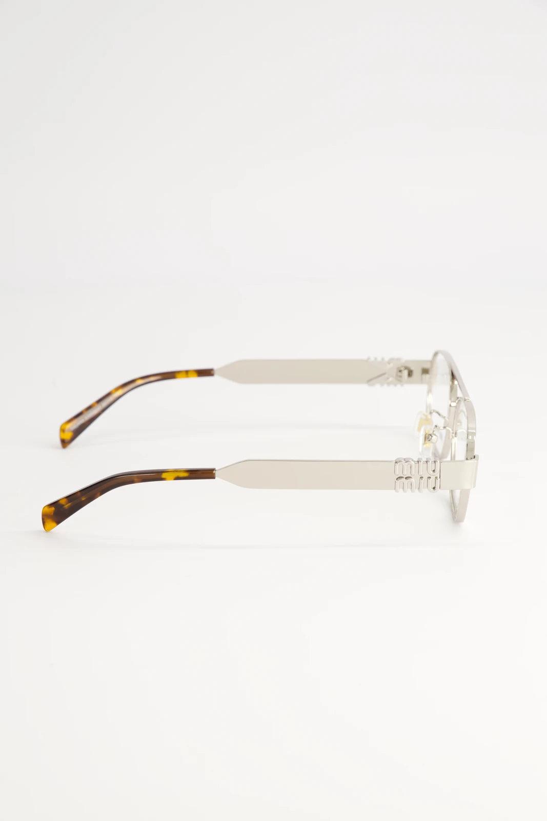 Lentes de Sol Miu Miu Envie Antique Silver SMUC52