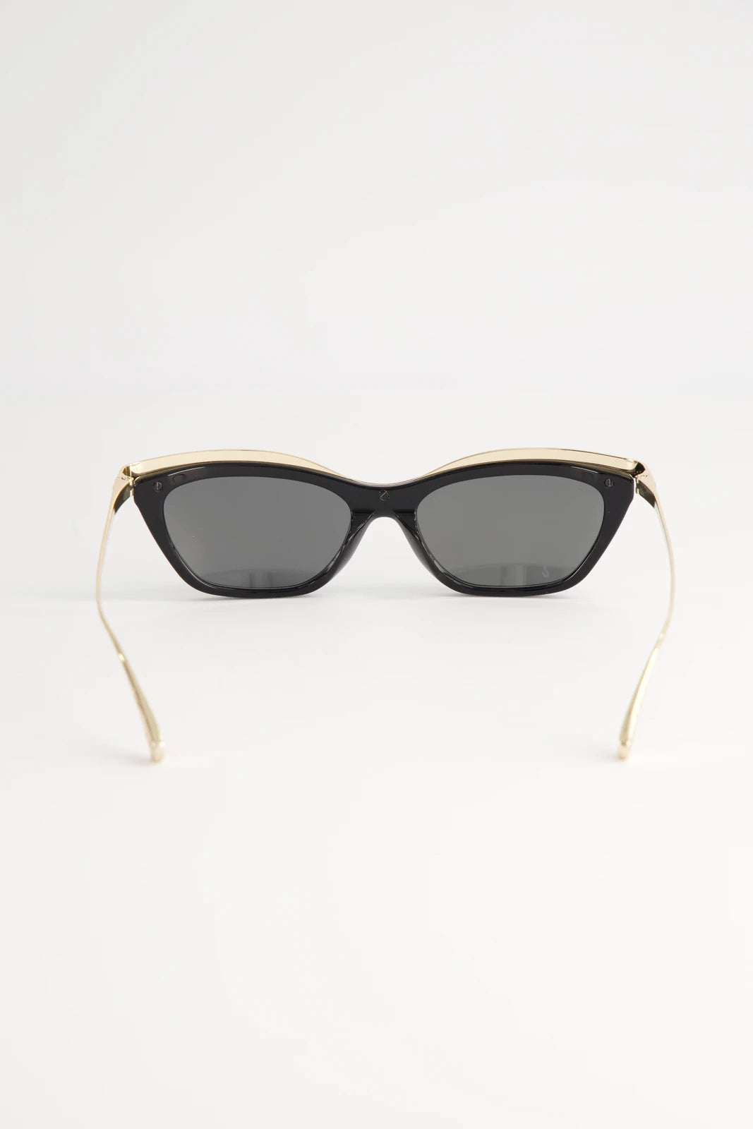 Lentes de Sol Chanel Shield A71795 Black Gray