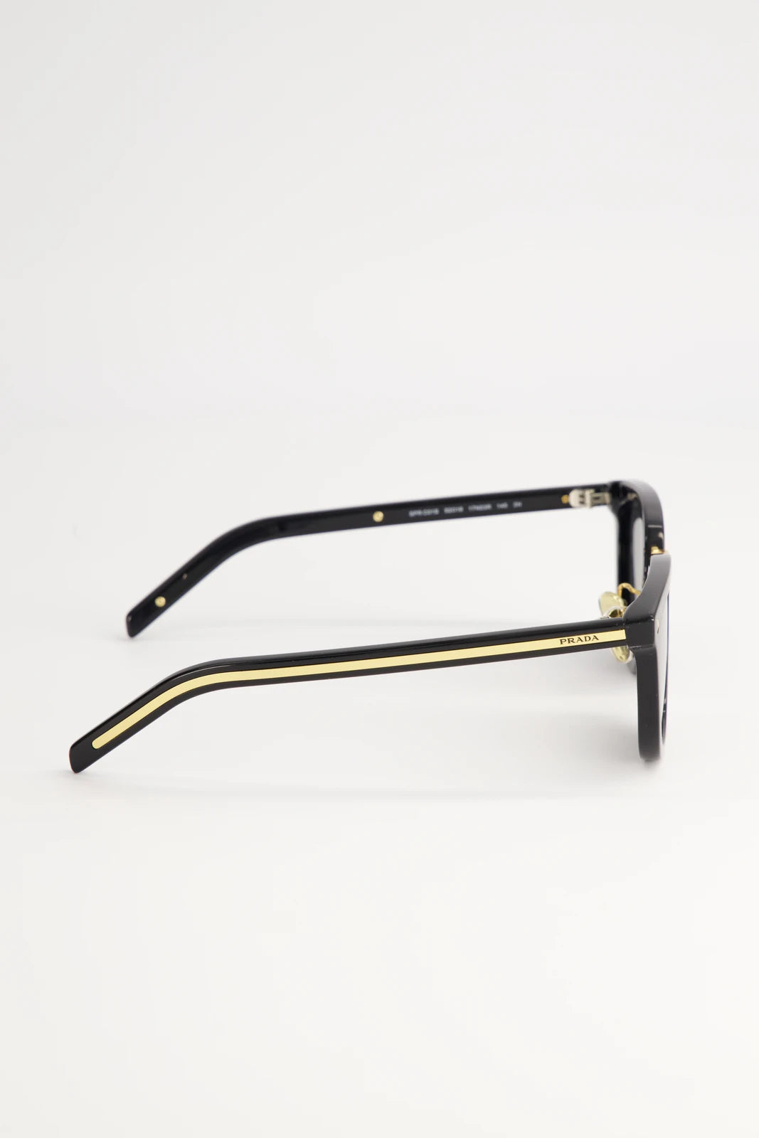 Lentes de Sol Prada Symbole Black SPRC01