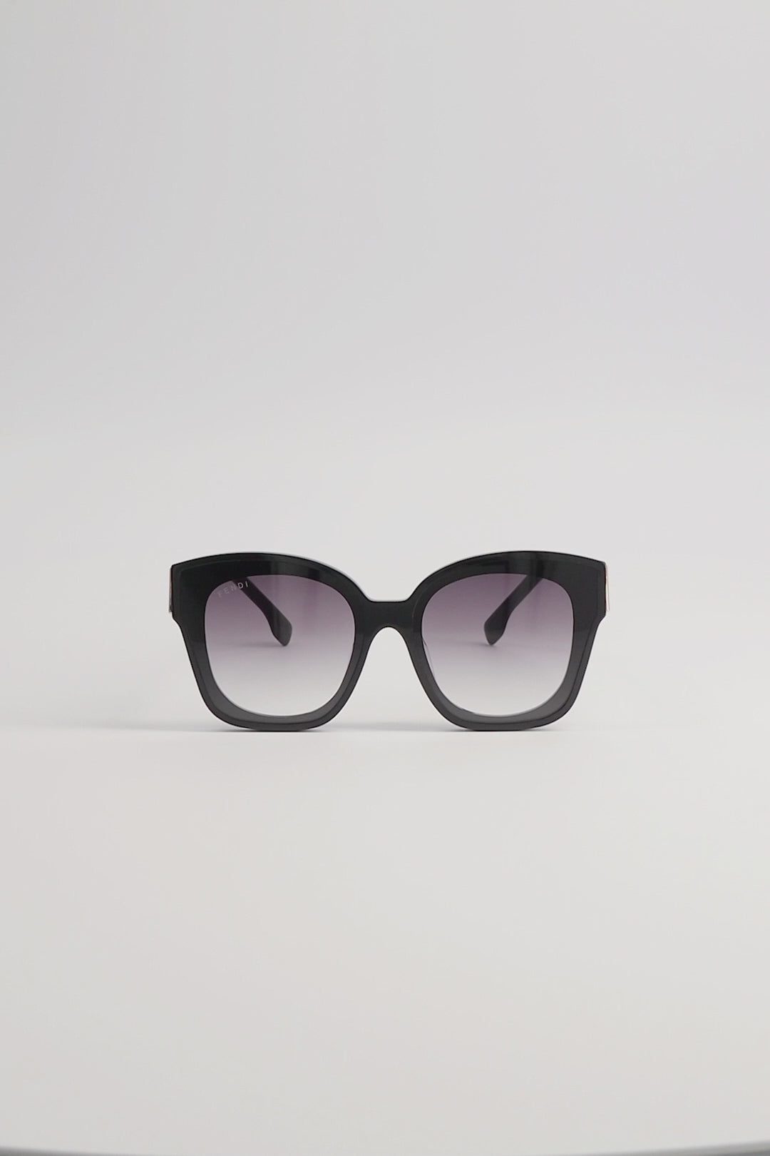 Lentes de Sol Fendi First