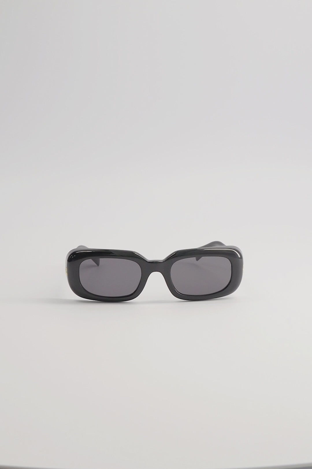 Lentes de Sol Miu Miu Reverie