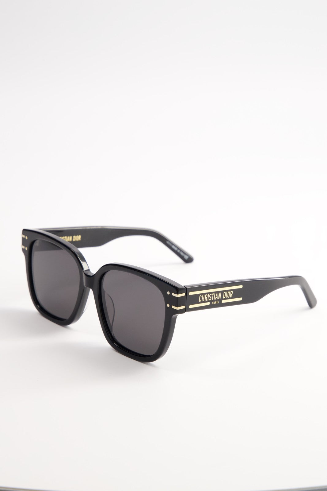 Lentes de Sol Dior Signature S7F