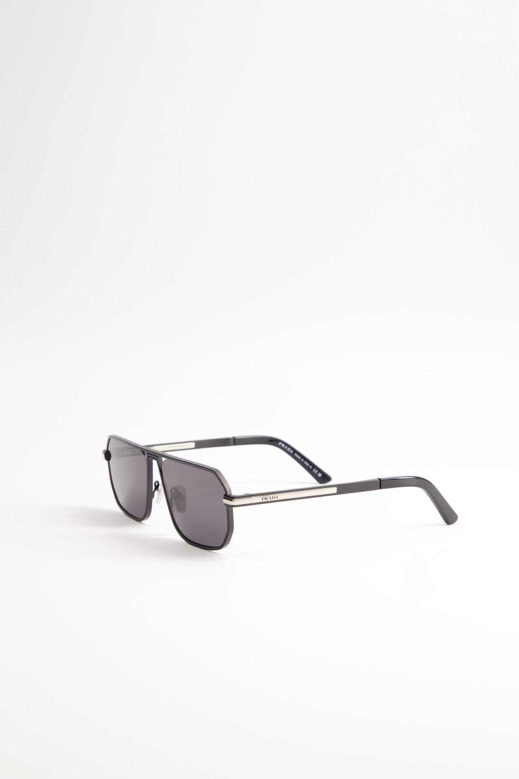 Lentes de Sol Prada SPRA53