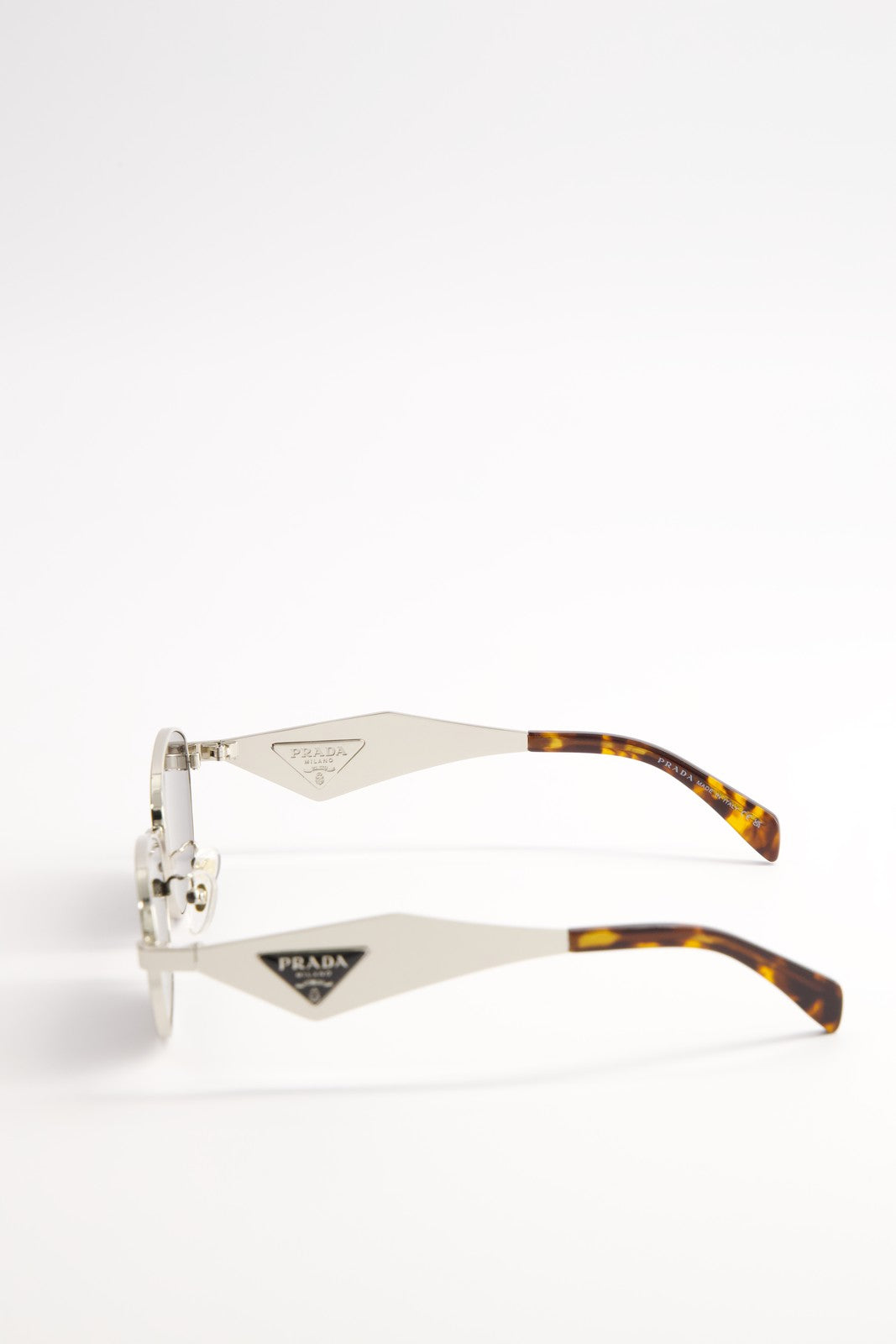 Lentes de Sol Prada SPRD50